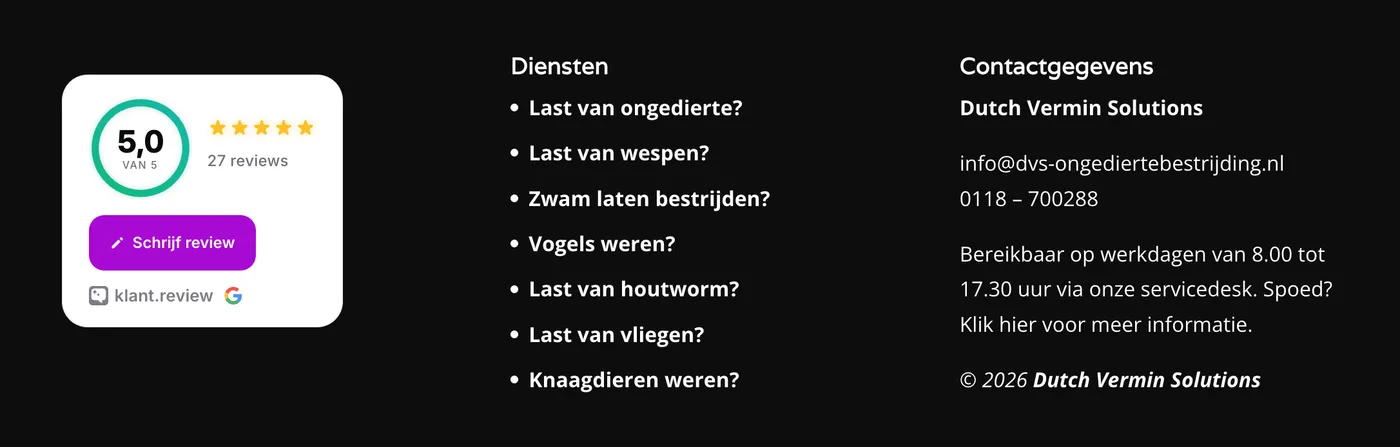Reviewkaartje van DVS Ongediertebestrijding in de donkere voettekst van hun website, met 5,0 uit 27 reviews en een knop om zelf een review te schrijven